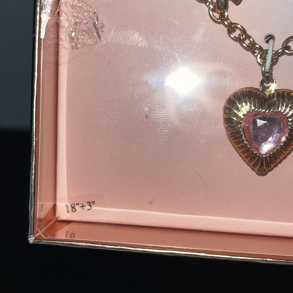 New Juicy Couture Pink Charm Necklace & Earrings, Heart Set Gold Tone Stud Boxed - Picture 6 of 6